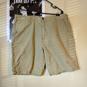 Men's Faded Glory Khaki shorts size 40